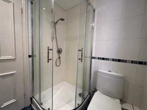 shower - click for photo gallery